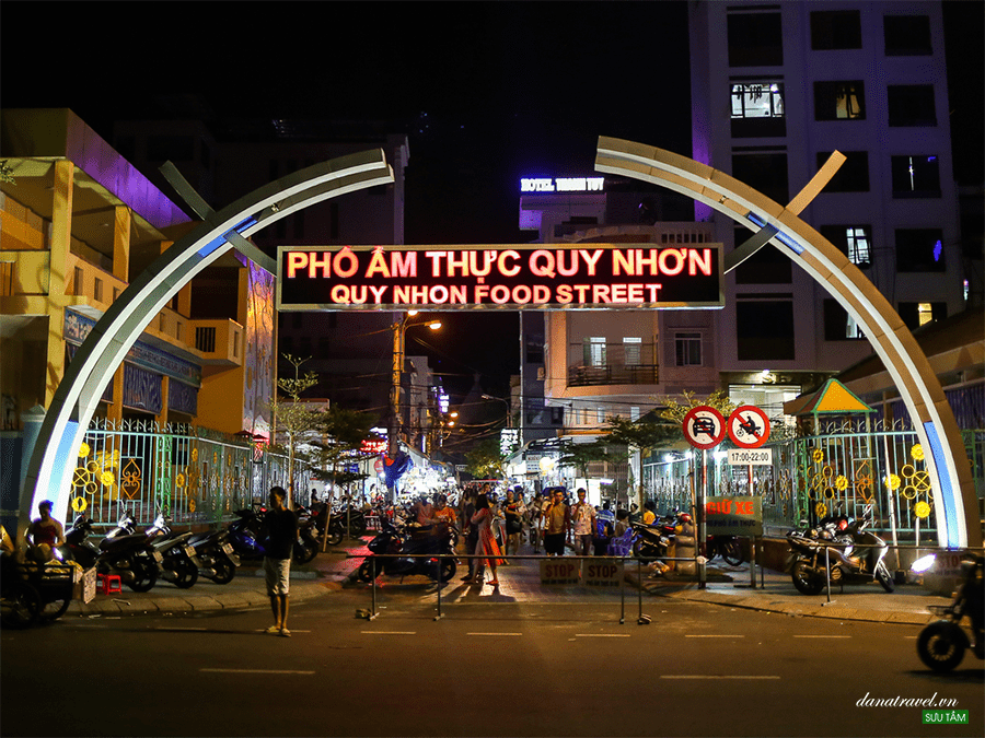 Phố ẩm thực Quy Nhơn