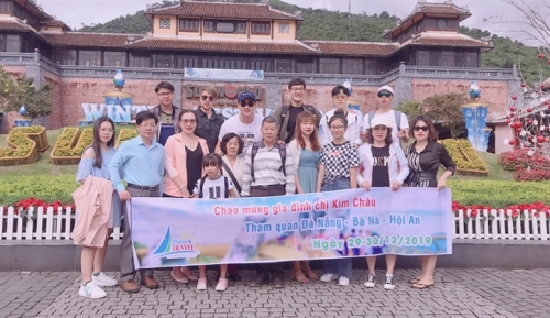 Chào đón đoàn gia đình nhà chị Kim Châu tham gia Tour Đà Nẵng – Bà Nà – Hội An 2N1Đ