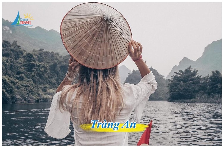 Tour Hà Nội Ninh Bình 1 ngày giá rẻ tham quan Hang Múa Tràng An Hoa Lư